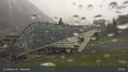 Archived webcam image showing Galzigbahn Base Station (St. Anton) on 12 May 2026 at 07:12