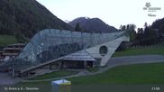 Archiviertes Webcam Bild: St. Anton - Skicenter Galzigbahn am 25.05.2026 um 05:35 Uhr