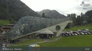 Archived webcam image showing Galzigbahn Base Station (St. Anton) on 10 Aug 2026 at 15:04