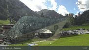 Archived webcam image showing Galzigbahn Base Station (St. Anton) on 22 Aug 2026 at 13:29