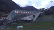 Archived webcam image showing Galzigbahn Base Station (St. Anton) on 21 Oct 2026 at 08:10