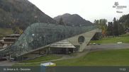 Archived webcam image showing Galzigbahn Base Station (St. Anton) on 21 Oct 2026 at 11:10