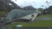 Archived webcam image showing Galzigbahn Base Station (St. Anton) on 21 Oct 2026 at 17:10