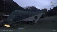 Archived webcam image showing Galzigbahn Base Station (St. Anton) on 23 Oct 2026 at 07:32