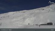 Archived webcam image showing St. Anton: Rendl Mountain Restaurant on 26 Feb 2026 at 13:57
