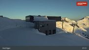 Archiviertes Webcam Bild: Hochfügen: Waidoffen Sessellift Bergstation am 26 Feb 2026 um 07:47 Uhr