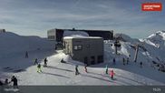 Archiviertes Webcam Bild: Hochfügen: Waidoffen Sessellift Bergstation am 26 Feb 2026 um 15:47 Uhr