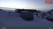 Archiviertes Webcam Bild: Hochfügen: Waidoffen Sessellift Bergstation am 12.04.2026 um 01:02 Uhr