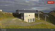 Archiviertes Webcam Bild: Hochfügen: Waidoffen Sessellift Bergstation am 26.08.2026 um 08:15 Uhr