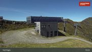 Archiviertes Webcam Bild: Hochfügen: Waidoffen Sessellift Bergstation am 04.09.2026 um 13:22 Uhr