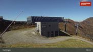 Archiviertes Webcam Bild: Hochfügen: Waidoffen Sessellift Bergstation am 30.09.2026 um 13:38 Uhr