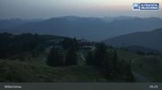 Archiviertes Webcam Bild: Ski Juwel: Bergstation auf dem Schatzberg (Wildschönau) am 05.08.2026 um 05:23 Uhr