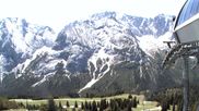 Archiviertes Webcam Bild: Ehrwalder Alm - Bergstation Sesselbahn Gaistal am 29.05.2026 um 12:51 Uhr
