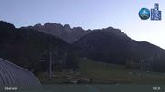 Archived webcam image showing Base Station Marienbergbahn I (1100m) - Biberwier on 16 Oct 2026 at 05:00