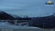 Archiviertes Webcam Bild: Kappl: Bergstation Diasbahn am 12.04.2026 um 05:24 Uhr