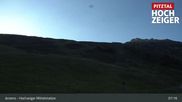 Archiviertes Webcam Bild: Hochzeiger Mittelstation am 12.07.2026 um 07:42 Uhr