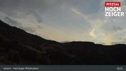 Archiviertes Webcam Bild: Hochzeiger Mittelstation am 10.10.2026 um 19:56 Uhr