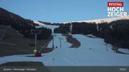 Archived webcam image showing Hochzeiger Base Station on 5 Apr 2026 at 01:05