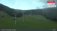 Archiviertes Webcam Bild: Hochzeiger Talstation am 26.08.2026 um 03:18 Uhr