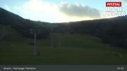Archiviertes Webcam Bild: Hochzeiger Talstation am 16.09.2026 um 07:06 Uhr