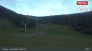Archiviertes Webcam Bild: Hochzeiger Talstation am 10.10.2026 um 05:56 Uhr