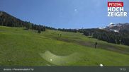 Archiviertes Webcam Bild: Zirbenbahn Bergstation am 29.05.2026 um 11:26 Uhr