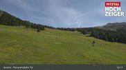 Archiviertes Webcam Bild: Zirbenbahn Bergstation am 26.08.2026 um 13:23 Uhr