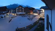 Archiviertes Webcam Bild: Dorfplatz Seefeld am 13.04.2026 um 06:29 Uhr