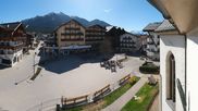 Archiviertes Webcam Bild: Dorfplatz Seefeld am 24.04.2026 um 10:48 Uhr