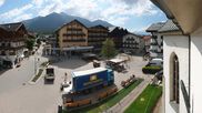 Archiviertes Webcam Bild: Dorfplatz Seefeld am 28.05.2026 um 10:41 Uhr