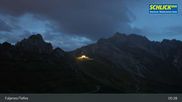 Archiviertes Webcam Bild: Schlick 2000: Krinnenkopf Fulpmes am 26.08.2026 um 05:23 Uhr