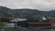 Archived webcam image showing Erlebnistherme Zillertal Spa in Fügen on 10 Oct 2026 at 09:43