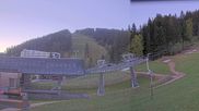 Archiviertes Webcam Bild: Fieberbrunn: Talstation am 01.05.2026 um 06:27 Uhr
