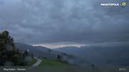 Archived webcam image showing Mayrhofen - Penkenbahn on 8 Jun 2026 at 01:58