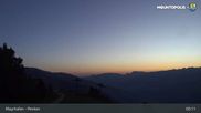 Archiviertes Webcam Bild: Mayrhofen: Penkenbahn am 12.07.2026 um 05:56 Uhr