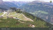 Archiviertes Webcam Bild: Mayrhofen: Ahornbahn am 13.10.2026 um 13:26 Uhr