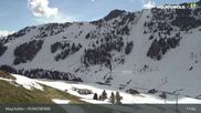 Archiviertes Webcam Bild: Mayrhofen: Penken Park und Sun-Jet am 17.04.2026 um 11:20 Uhr