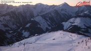 Archived webcam image showing Obertilliach - Slopes Golzentipp on 26 Feb 2026 at 06:54