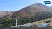Archived webcam image showing Nauders Reschenpass upper station on 4 Oct 2026 at 11:25