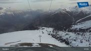 Archiviertes Webcam Bild: Bergstation Zirmbahn (Nauders) am 12.04.2026 um 07:18 Uhr