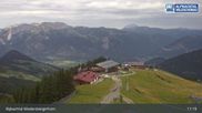 Archiviertes Webcam Bild: Ski Juwel: Bergstation Pöglbahn am Wiedersbergerhorn am 26.08.2026 um 11:23 Uhr
