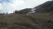 Archiviertes Webcam Bild: Abfahrt auf der Emberger Alm am 17.04.2026 um 12:55 Uhr