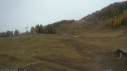 Archiviertes Webcam Bild: Abfahrt auf der Emberger Alm am 23.10.2026 um 10:08 Uhr