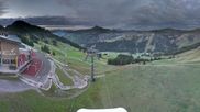 Archiviertes Webcam Bild: Damüls: Bergstation Uga Express Panoramakamera am 26.08.2026 um 06:02 Uhr