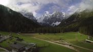 Archiviertes Webcam Bild: Dolomitenhof Sexten - Blick auf die Langlaufloipe am 16.05.2026 um 08:14 Uhr