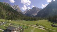 Archiviertes Webcam Bild: Dolomitenhof Sexten - Blick auf die Langlaufloipe am 30.06.2026 um 16:05 Uhr