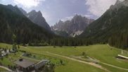 Archiviertes Webcam Bild: Dolomitenhof Sexten - Blick auf die Langlaufloipe am 30.06.2026 um 10:05 Uhr