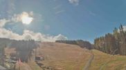 Archived webcam image showing Gerlitzen Ski Resort - Chair Lift Neugarten on 12 Oct 2026 at 10:00