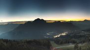 Archived webcam image showing Panoramic View Tressdorfer Höhe on 7 Oct 2026 at 06:26