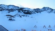 Archiviertes Webcam Bild: Skigebiet Sulden: Panoramakamera Madritschhütte am 12.04.2026 um 06:55 Uhr